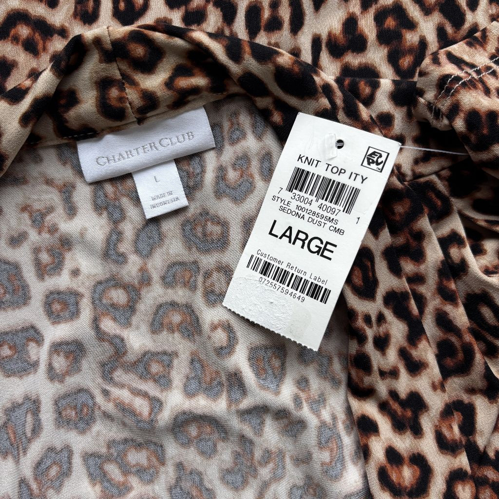 Charter Club Women's Size Large Leopard-Print V-Neck Jersey Top NWT - Picture 4 of 4